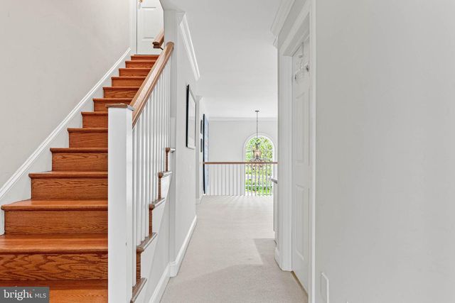 737 EAGLE FARM RD, Villanova, PA 19085