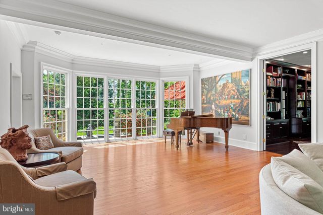 737 EAGLE FARM RD, Villanova, PA 19085