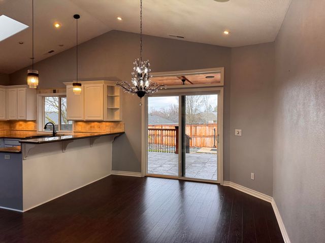 1231 Poppy Ridge Drive, Eagle Point, OR 97524