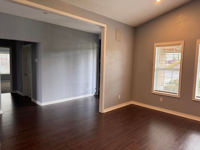 1231 Poppy Ridge Drive, Eagle Point, OR 97524