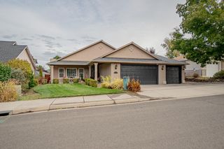 1231 Poppy Ridge Drive, Eagle Point, OR 97524
