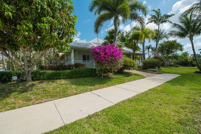199 NW 7th Street, Boca Raton, FL 33432