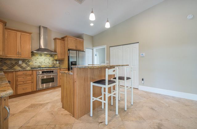 199 NW 7th Street, Boca Raton, FL 33432