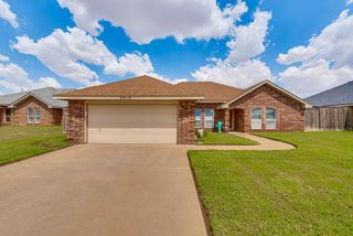3612 Pinemont Dr, Midland, TX 79707