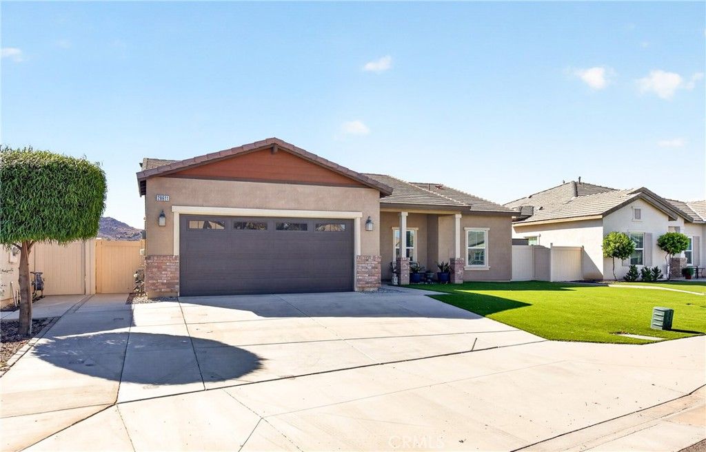 28611 Yarow, Moreno Valley, CA 92555 — photo 2