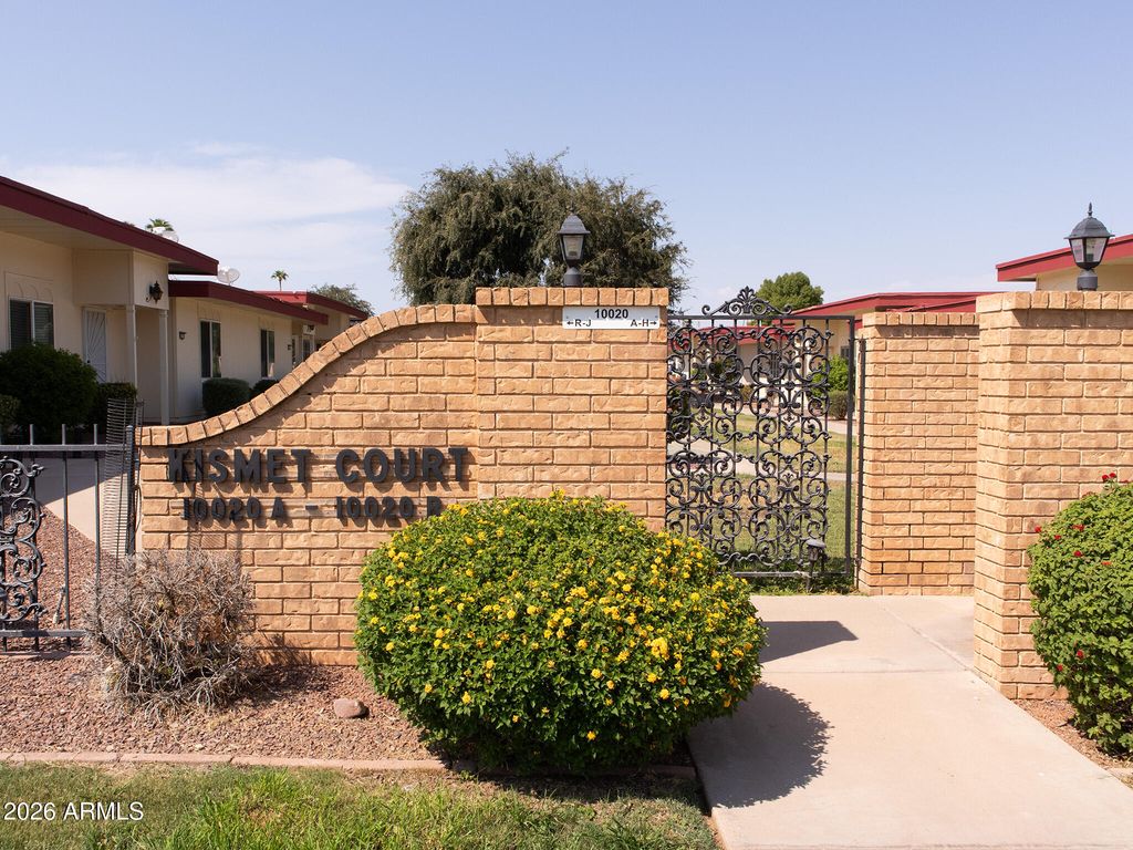 10020 W ROYAL OAK Road E, Sun City, AZ 85351 — photo 2