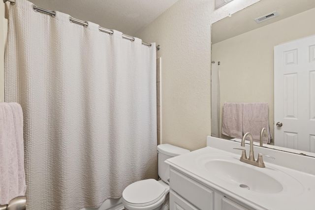 5211 Cayenne Lane, Baytown, TX 77521