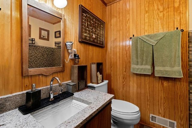 1063 S HIGH VALLEY DR, Monterey, VA 24465