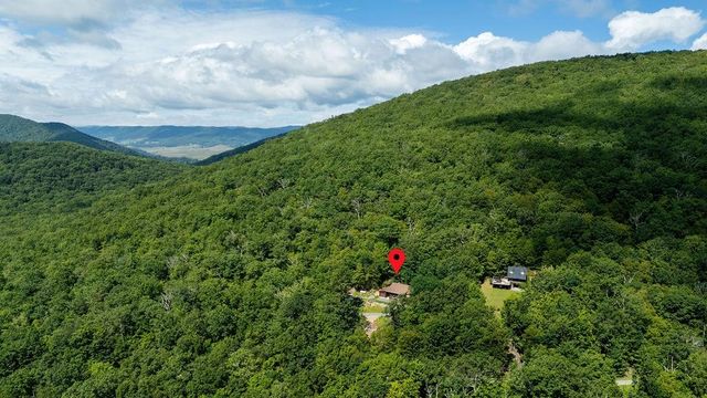 1063 S HIGH VALLEY DR, Monterey, VA 24465