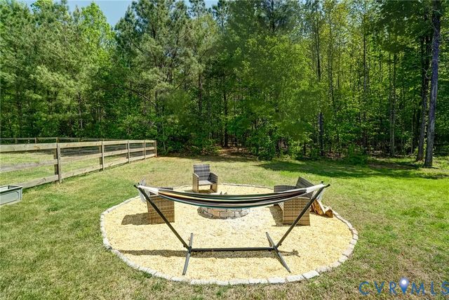 6386 Old Buckingham Rd, Powhatan, VA 23139