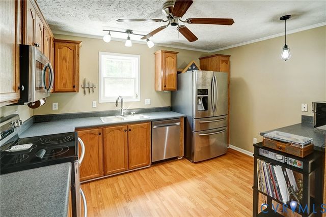 6386 Old Buckingham Rd, Powhatan, VA 23139