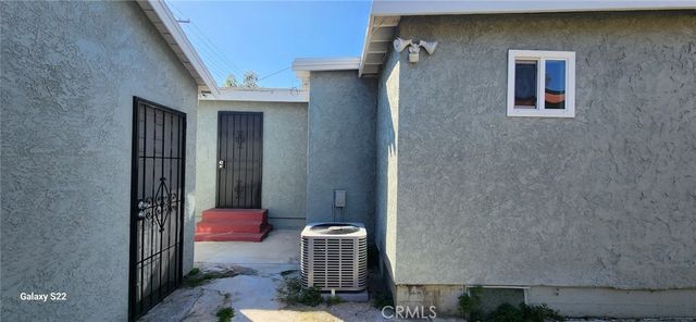1726 W 55th St, Los Angeles, CA 90062
