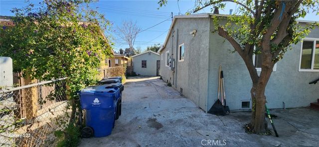 1726 W 55th St, Los Angeles, CA 90062