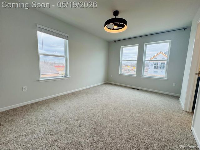 4876 E Ludlow Lane, Troy, MI 48085