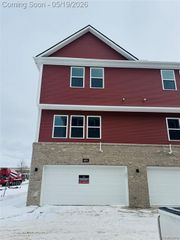 4876 E Ludlow Lane, Troy, MI 48085