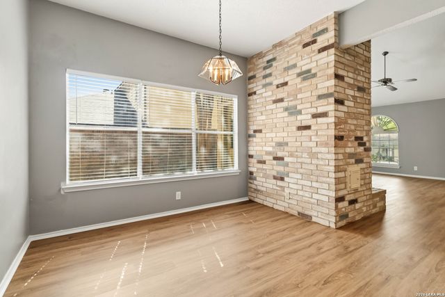 6154 John Chapman, San Antonio, TX 78240