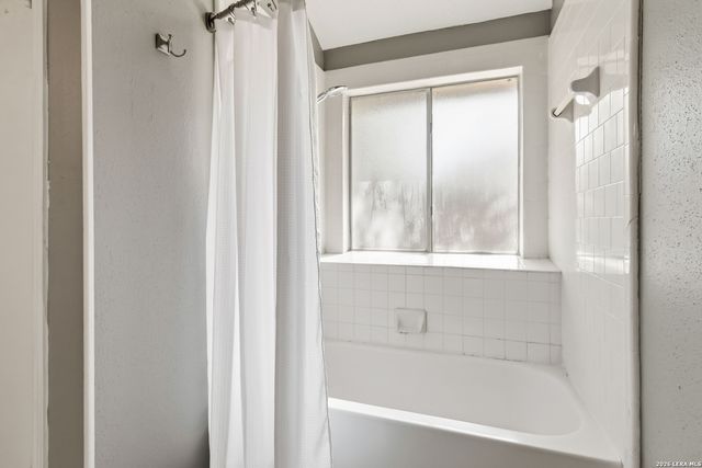 6154 John Chapman, San Antonio, TX 78240