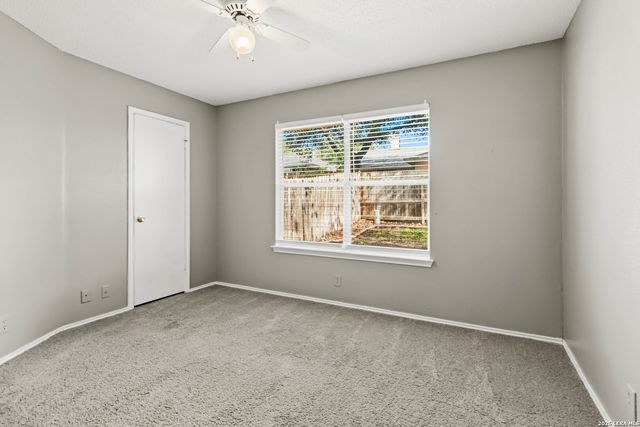 6154 John Chapman, San Antonio, TX 78240