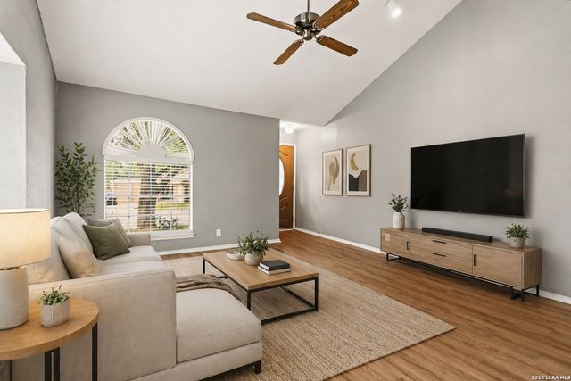 6154 John Chapman, San Antonio, TX 78240