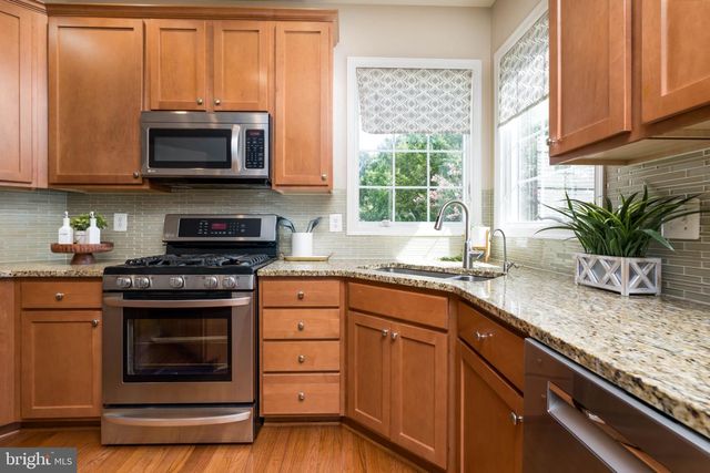 5833 CRANSWICK CT, Haymarket, VA 20169