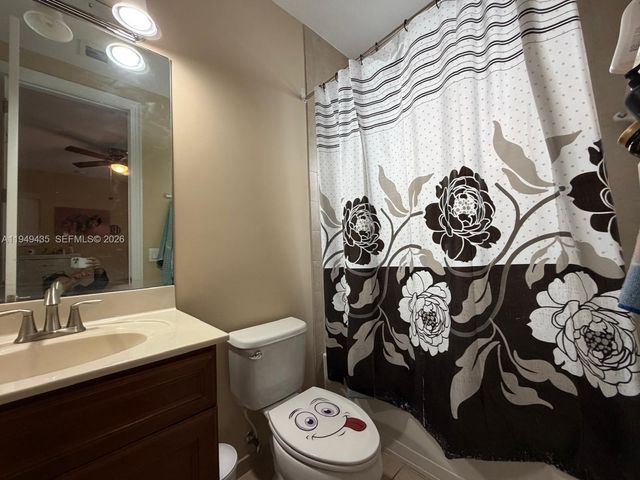 9855 NW 89th Terrace, Doral, FL 33178