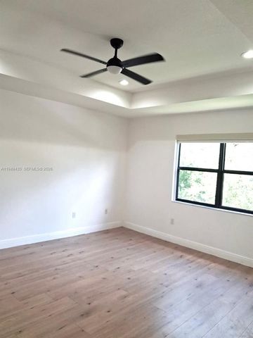 9855 NW 89th Terrace, Doral, FL 33178