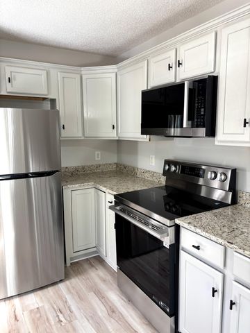 337 Majority Road, Orangeburg, SC 29118