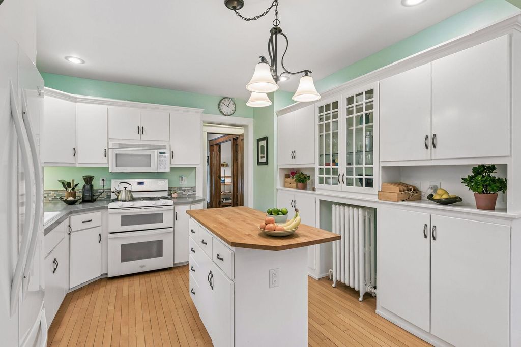 1558 Fulham Street, Saint Paul, MN 55108 — photo 5