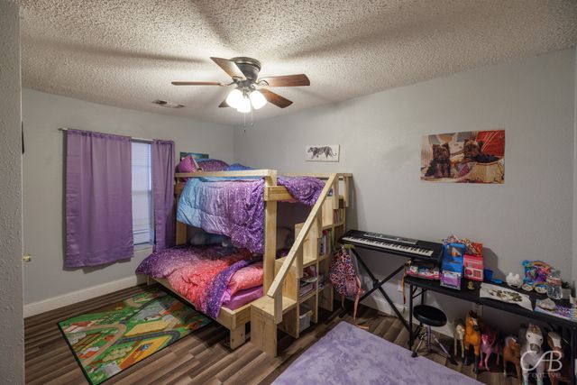 609 N 4th Street W, Clyde, TX 79601