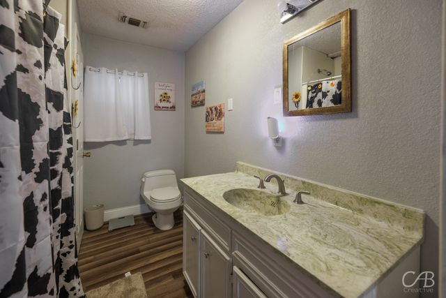 609 N 4th Street W, Clyde, TX 79601