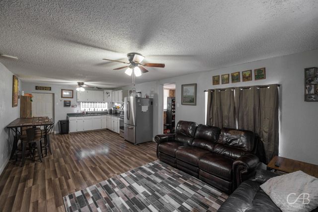 609 N 4th Street W, Clyde, TX 79601