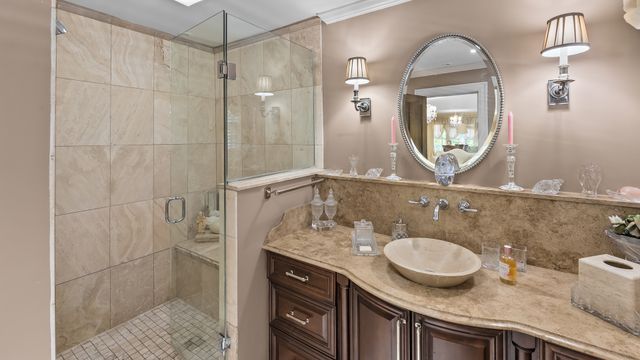 195 Maple Hill Road, Glencoe, IL 60022