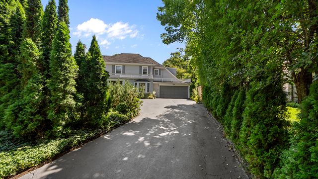 195 Maple Hill Road, Glencoe, IL 60022