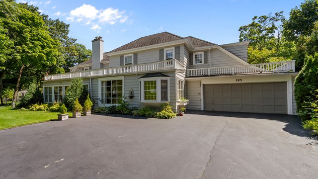 195 Maple Hill Road, Glencoe, IL 60022
