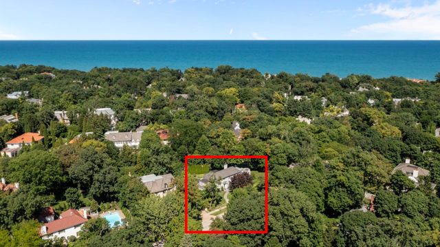 195 Maple Hill Road, Glencoe, IL 60022