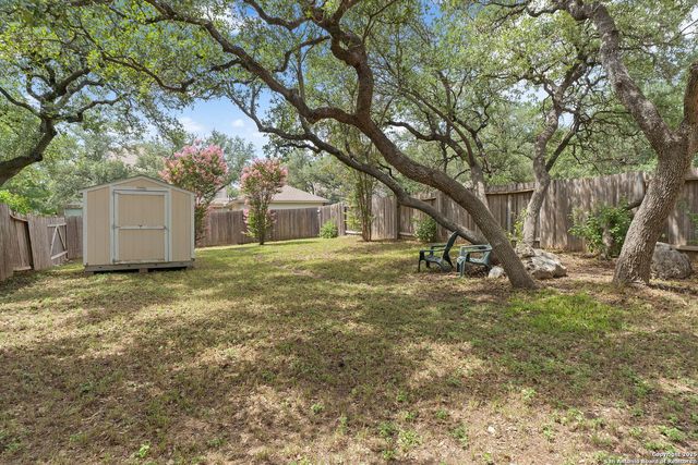 4739 Shavano Ct, San Antonio, TX 78230