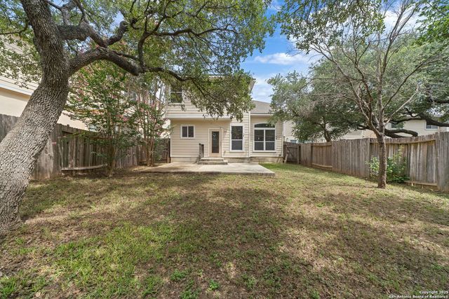 4739 Shavano Ct, San Antonio, TX 78230