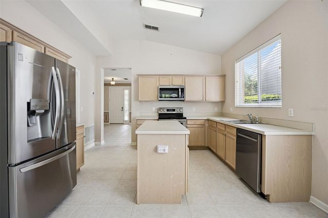 8662 ABBOTSBURY DRIVE, Windermere, FL 34786