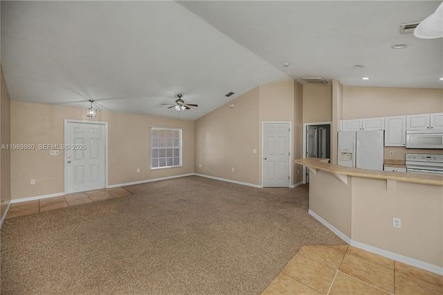4104 SW 13th St., Lehigh Acres, FL 33976