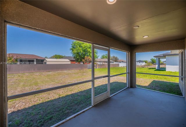 4104 SW 13th St., Lehigh Acres, FL 33976