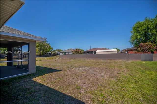 4104 SW 13th St., Lehigh Acres, FL 33976