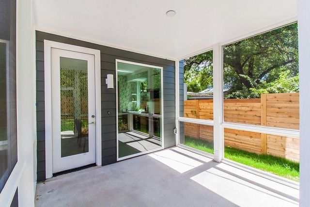 5514 Avenue H 2, Austin, TX 78751