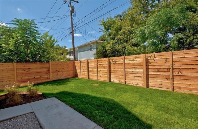 5514 Avenue H 2, Austin, TX 78751