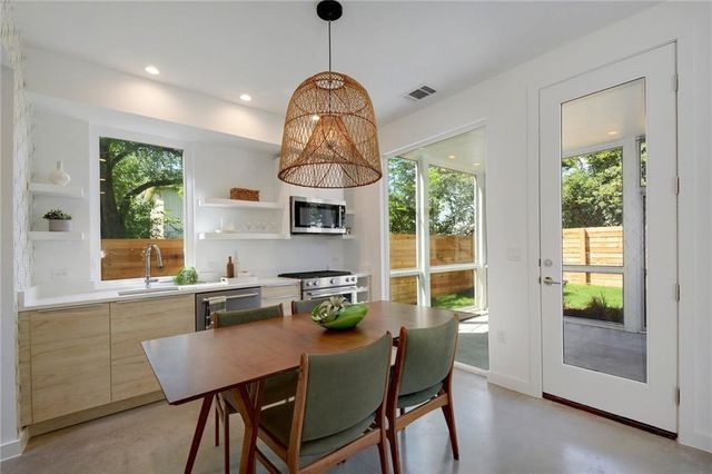 5514 Avenue H 2, Austin, TX 78751