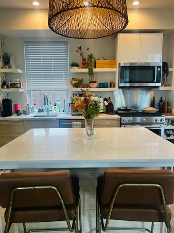 5514 Avenue H 2, Austin, TX 78751