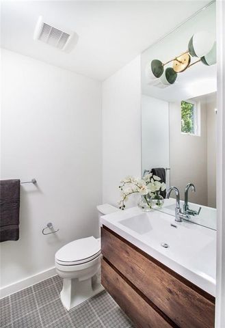 5514 Avenue H 2, Austin, TX 78751