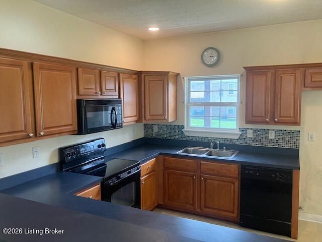 6010 Wooded Creek Dr 102, Louisville, KY 40291