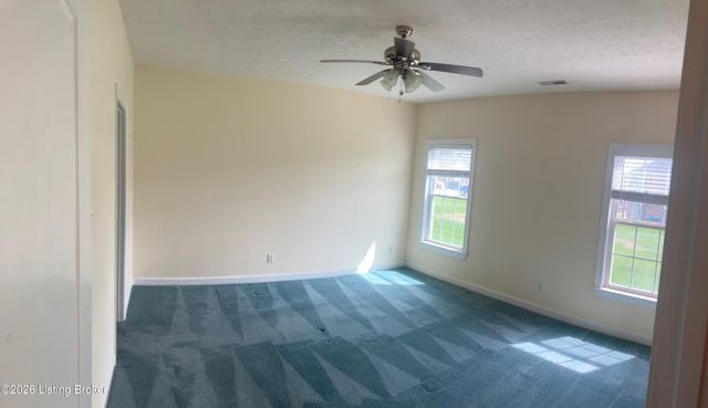 6010 Wooded Creek Dr 102, Louisville, KY 40291