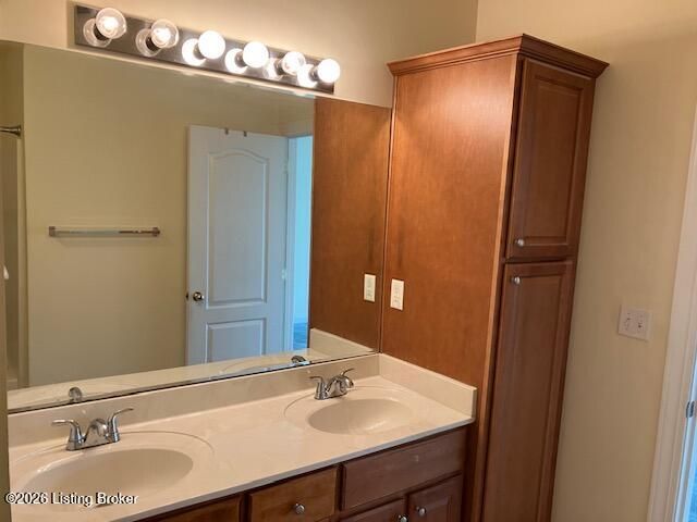 6010 Wooded Creek Dr 102, Louisville, KY 40291