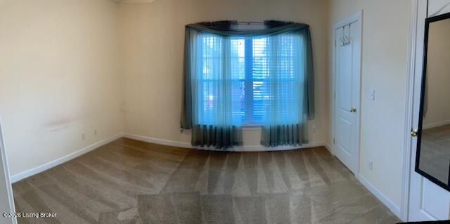 6010 Wooded Creek Dr 102, Louisville, KY 40291